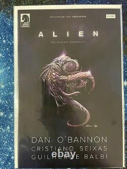 Aliens & alien comic lot 14 Books Marvel & Dark House Comics