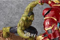 Avengers Age Of Ultron Hulk VS Hulkbuster Iron Man Collection Statue