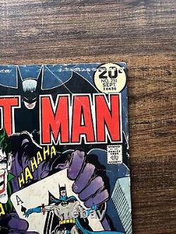 Batman #251 Classic Neal Adams Joker Cover DC Comics 1973 G+
