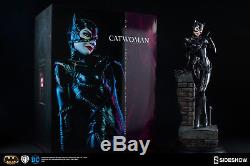 Catwoman Michelle Pfeiffer Premium Format Statue Sideshow Batman Bowen