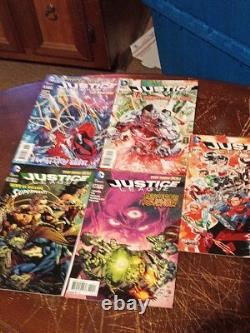 Justice League Comic Book Lot X45 Justice League Comic Book Lot X45