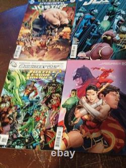 Justice League Comic Book Lot X45