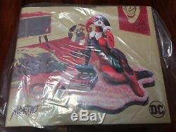 Mondo Sideshow Collectibles Harley Quinn Waiting For My J Man Statue 16