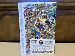 NEW JLA/Avengers Collector's Edition HC Slipcase Absolute Perez Busiek OOP