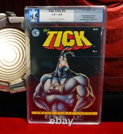 Rare THE TICK 1988 Comic #1, graded PGX (not CGC) 8.5 VF+ Encapsulated