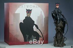 Sideshow Catwoman DC Comics Premium Format Figure Statue