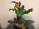 Sideshow Collectibles Marvel Hulk vs Wolverine Maquette 23 HIGH WITH BOX