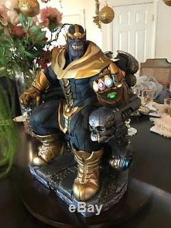 Thanos On Throne Sideshow Exclusive Maquette 622/750 In Hand