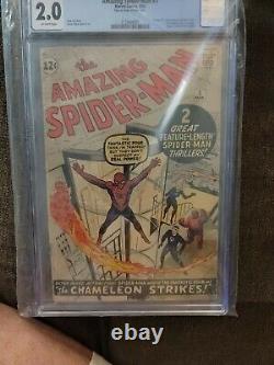 The amazing spiderman 1st Issue The Chameleon Strikes really nice book great def